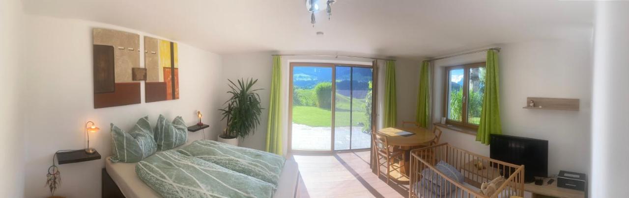Relax.Land - Apart Grinzens 90Qm Ferienwohnung מראה חיצוני תמונה